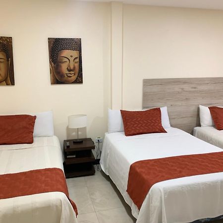 Hotel Las Mercedes Airport-Quito Табабела Екстериор снимка