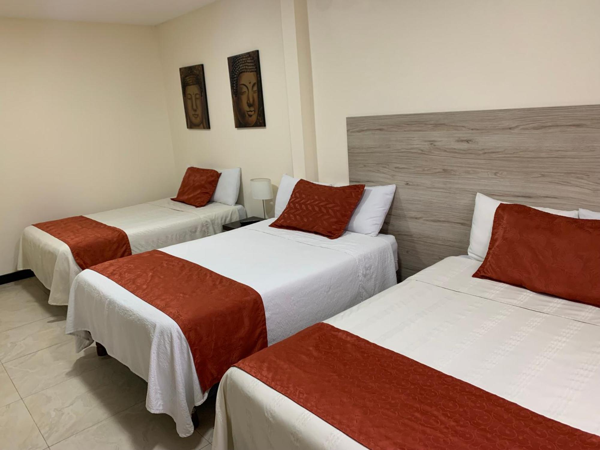 Hotel Las Mercedes Airport-Quito Табабела Екстериор снимка